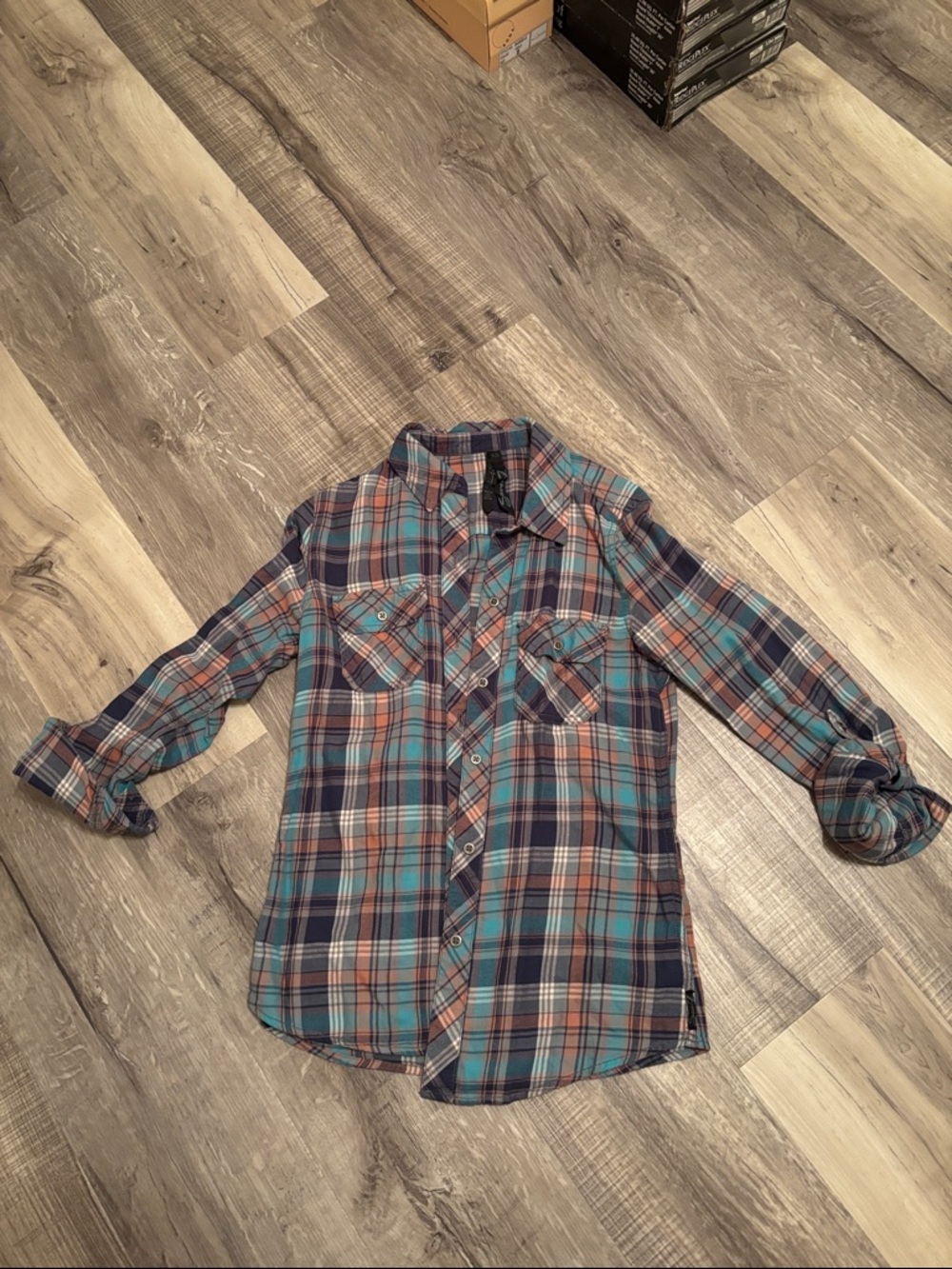 Women’s Plaid Button-Up Shirt in Teal and Navy